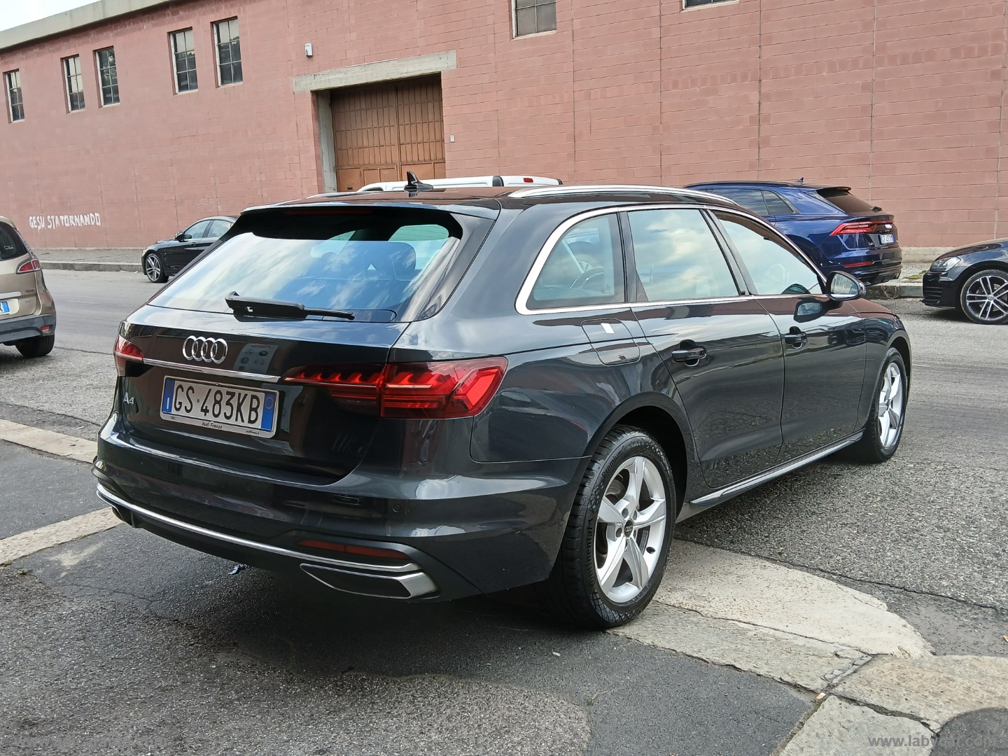 A4 Avant 30 TDI/136CV S tr. Business Adv - immagine 6