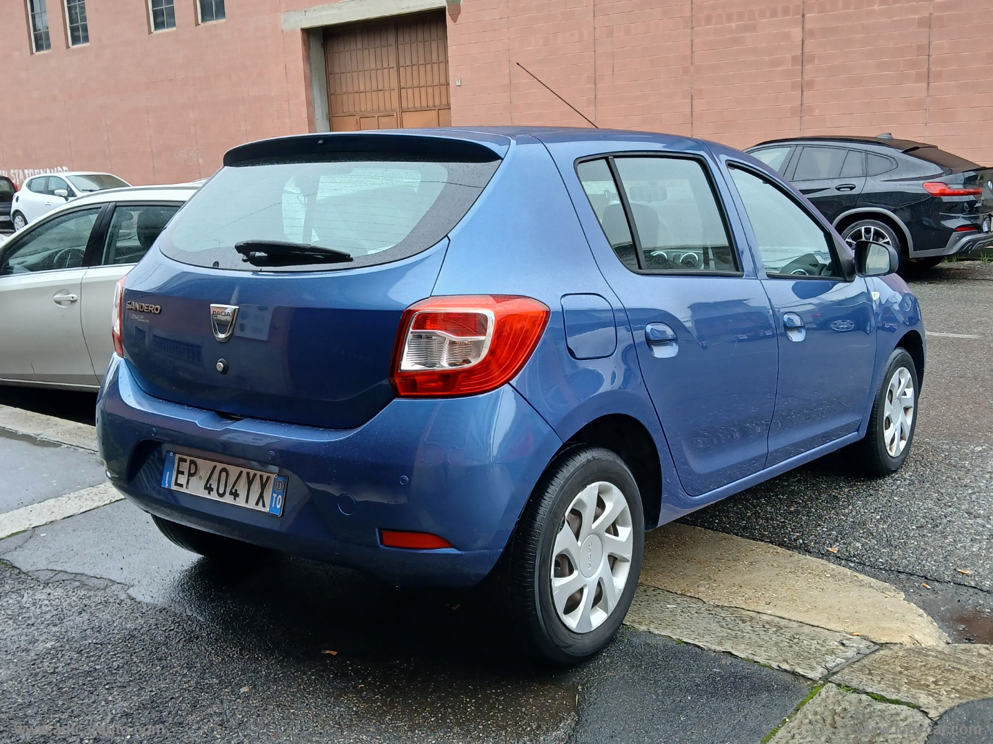 Sandero 1.2 GPL 75 CV Ambiance - immagine 6