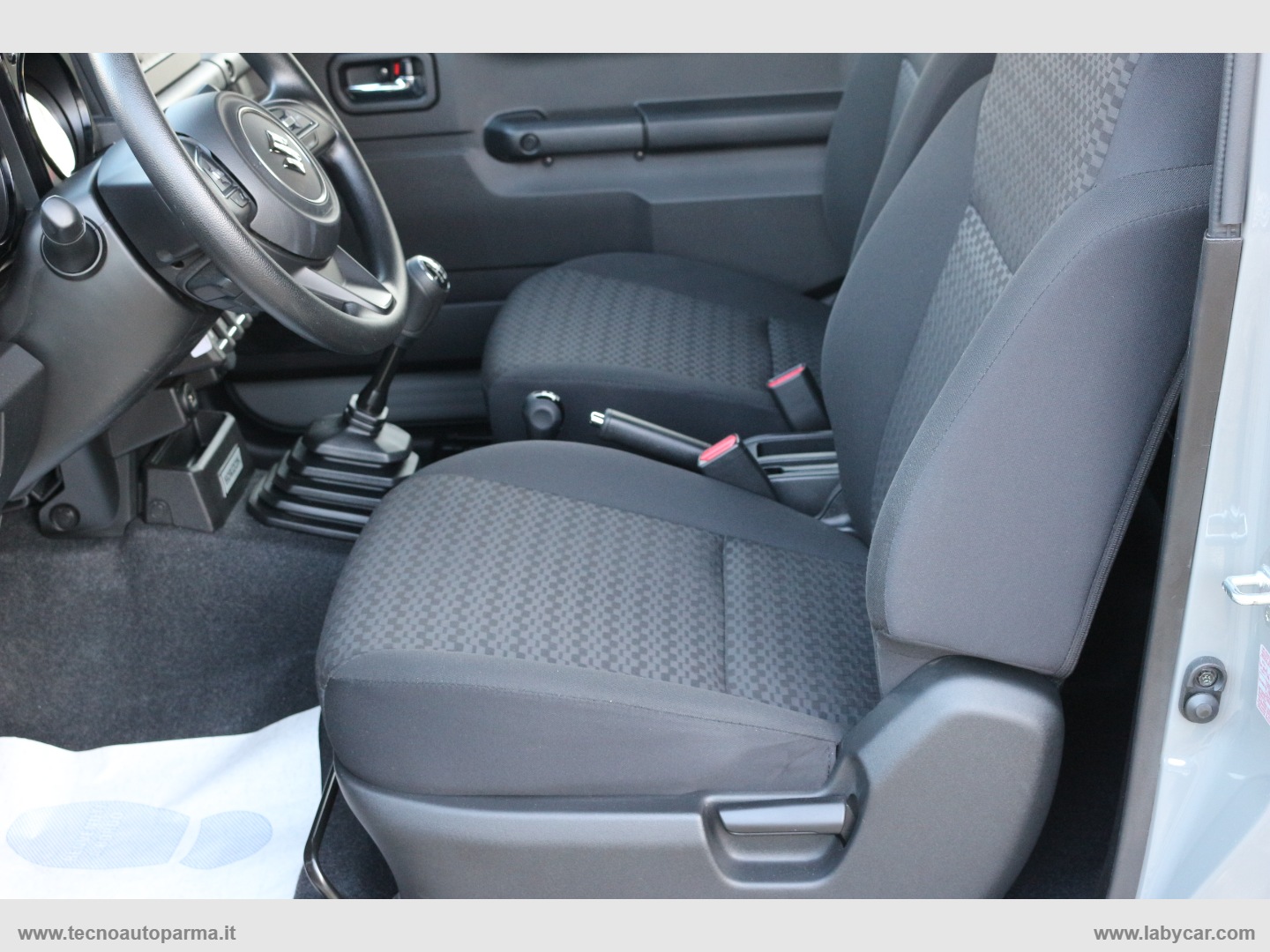 Jimny 1.5 5MT PRO - immagine 6