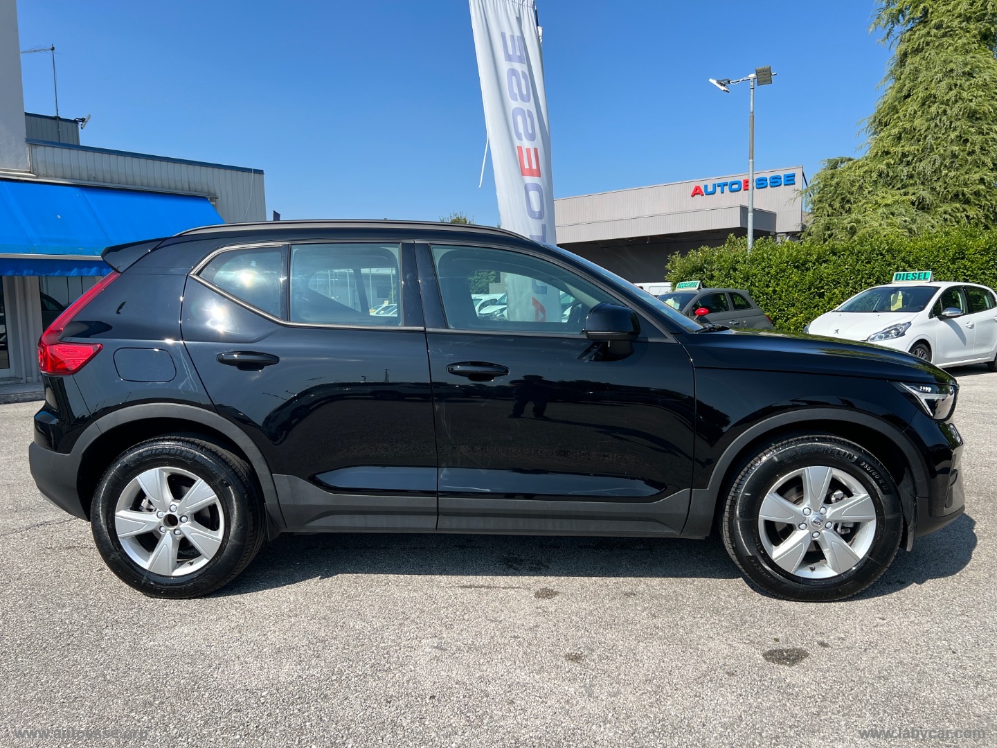 XC40 T2 automatico Essential - immagine 6
