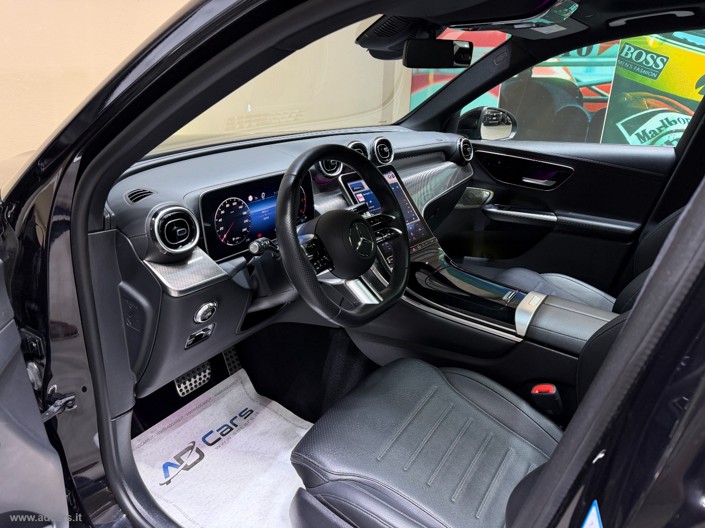 GLC 300 d 4Matic AMG Line Premium *TETTO*LUCI*BURMESTER* - immagine 6