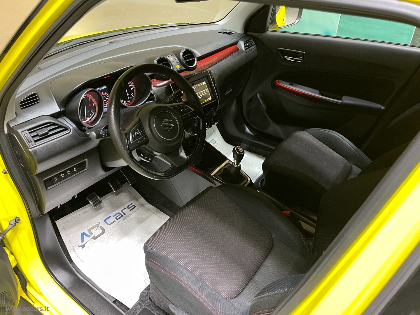 Swift Sport 1.4 Boosterjet *BOOK SERVICE SUZUKI* - immagine 6
