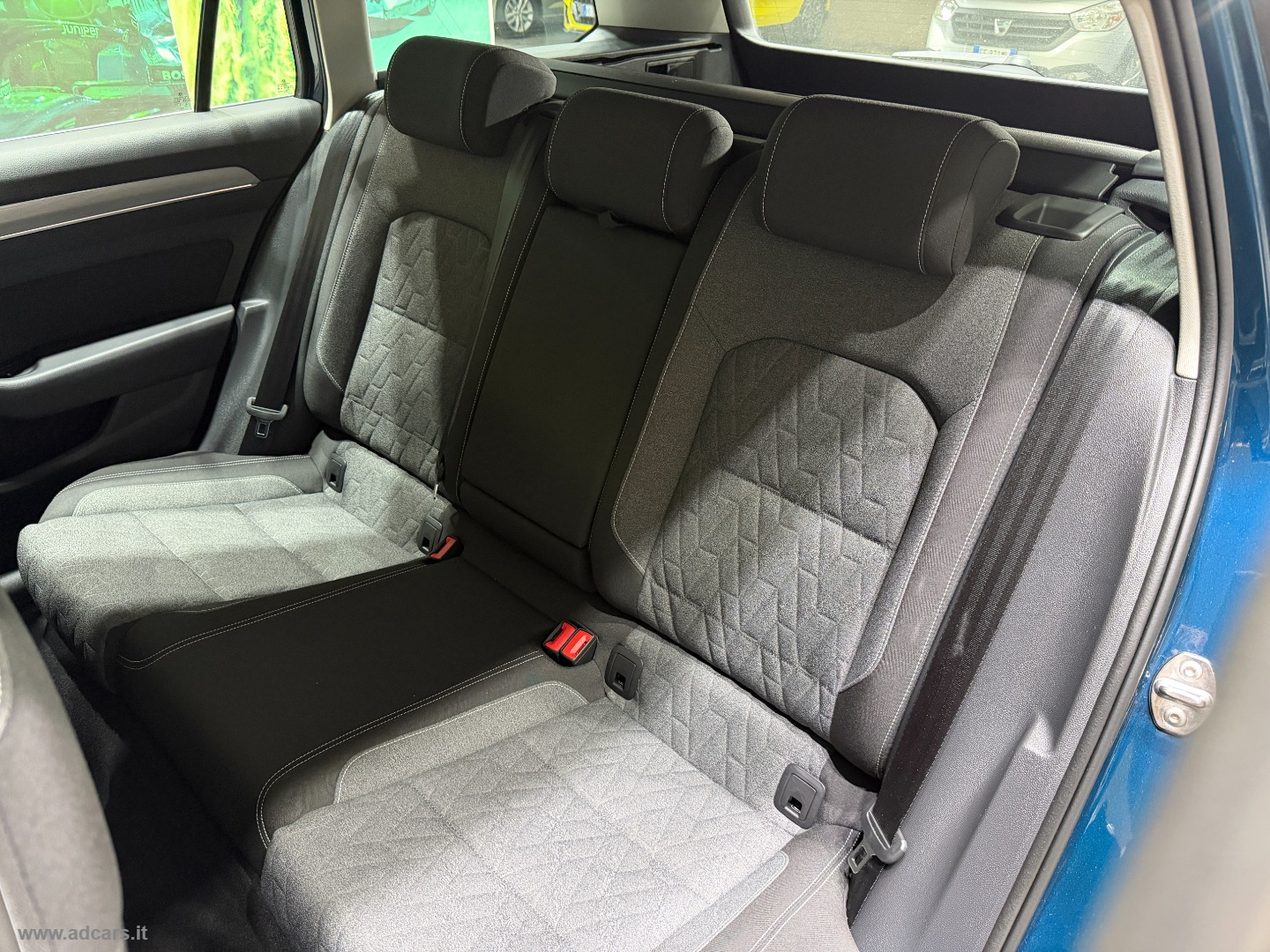 Passat Var. 2.0 TDI EVO DSG Business *CAMBIO AUT.*CLIMA 3 ZONE* - immagine 6