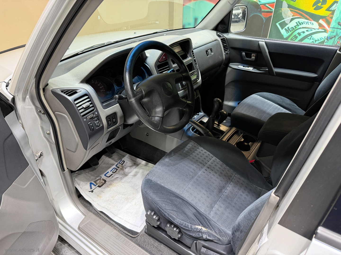 Pajero 3.2 16V DI-D 5p. GLX *7 POSTI*GANCIO TRAINO* - immagine 6