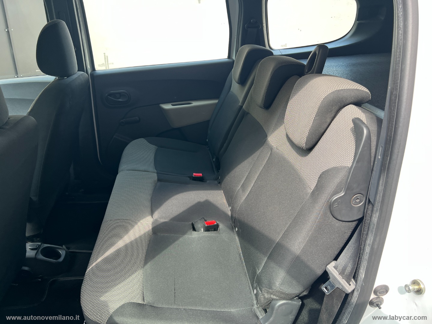 Lodgy 1.6 8V 85 CV 5 posti Lauréate BENZINA PREZZO REALE - immagine 6