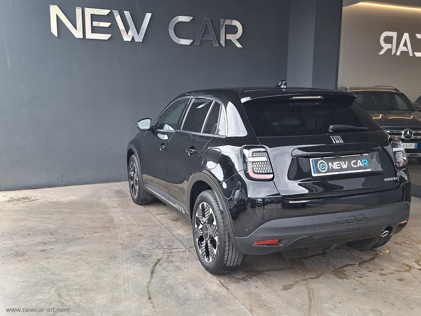 600 Hybrid 110 CV DCT MHEV Business - immagine 6