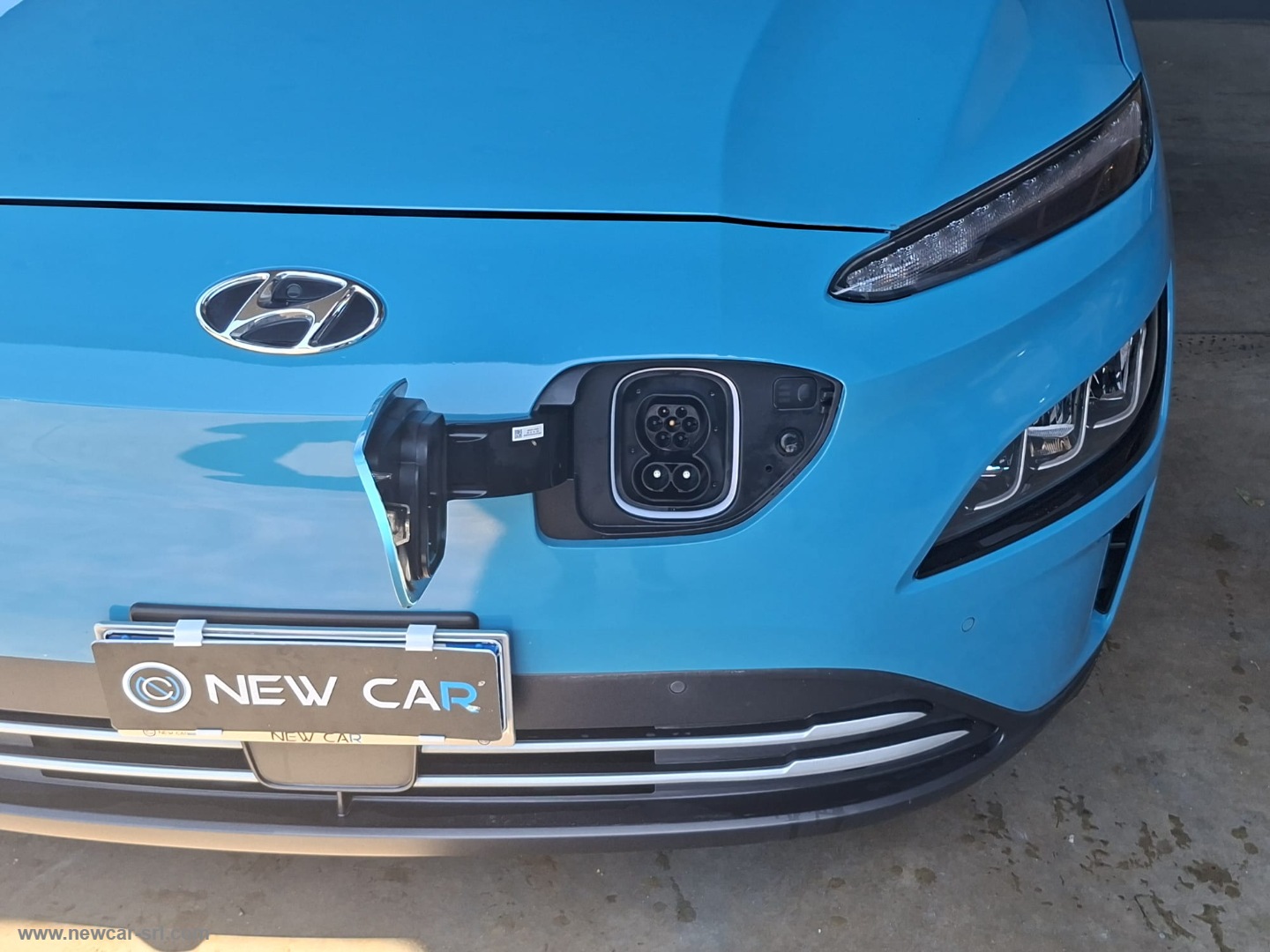 Kona EV 64 kWh XClass - immagine 6