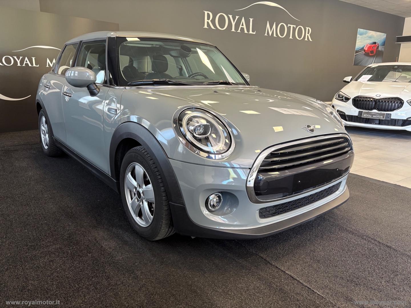 Mini Cooper 5 porte - immagine 6