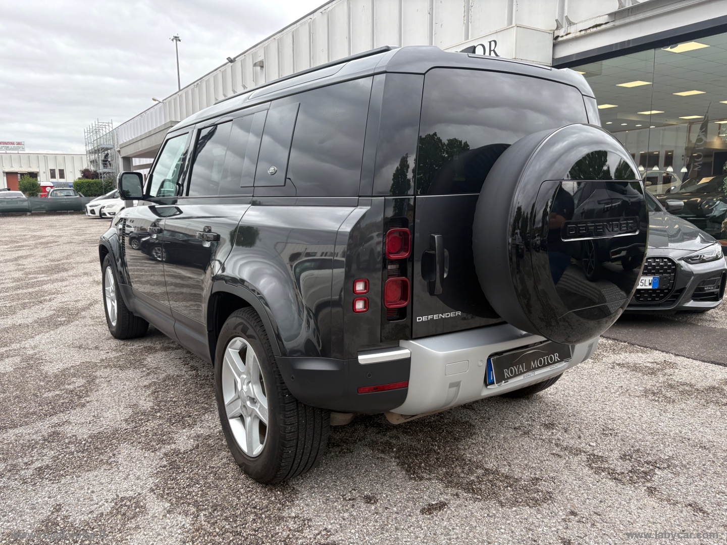 Defender 110 3.0D I6 250 CV AWD Auto - immagine 6