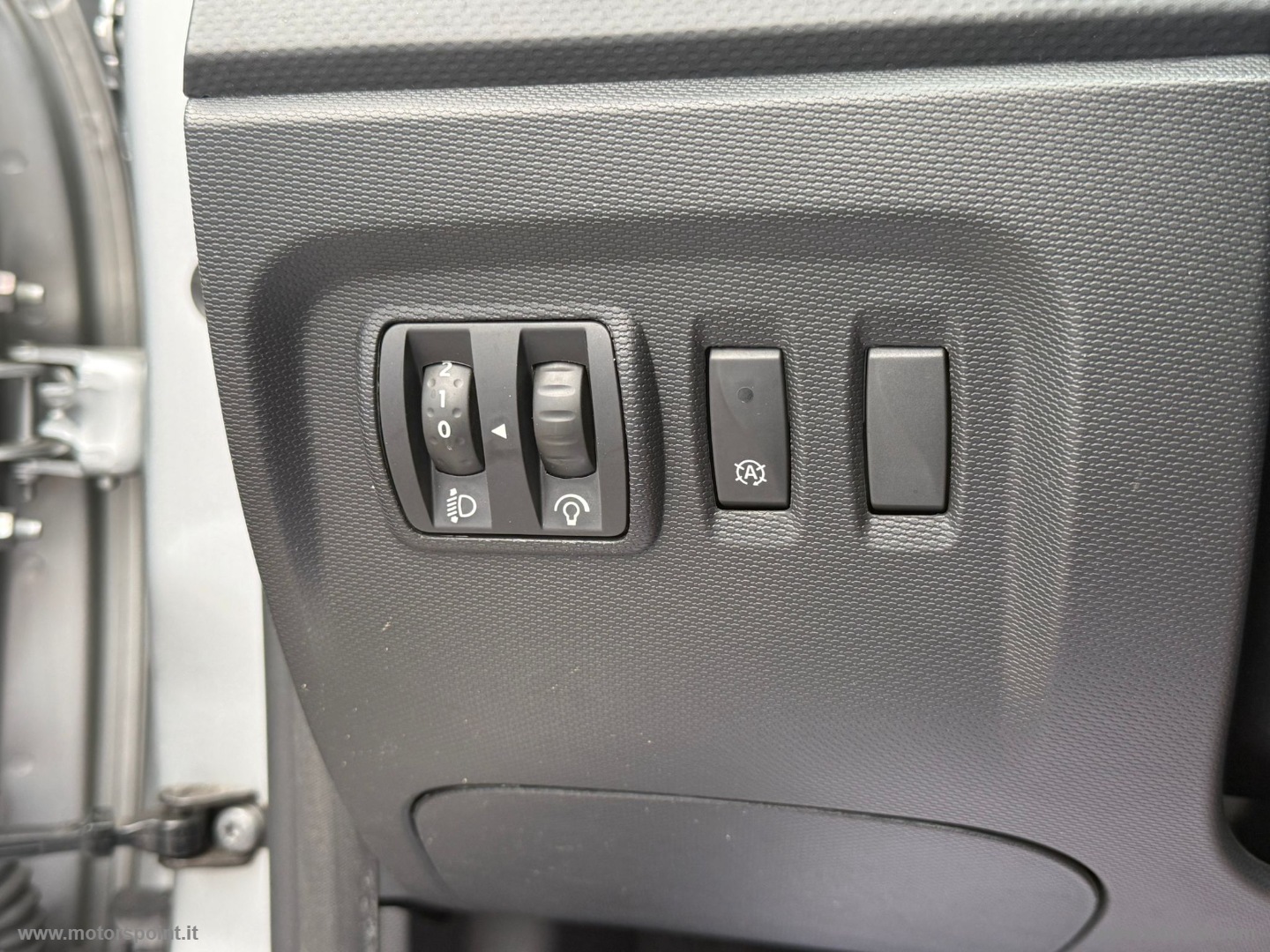 Captur TCe 12V 90 CV S&S Energy Life - immagine 6