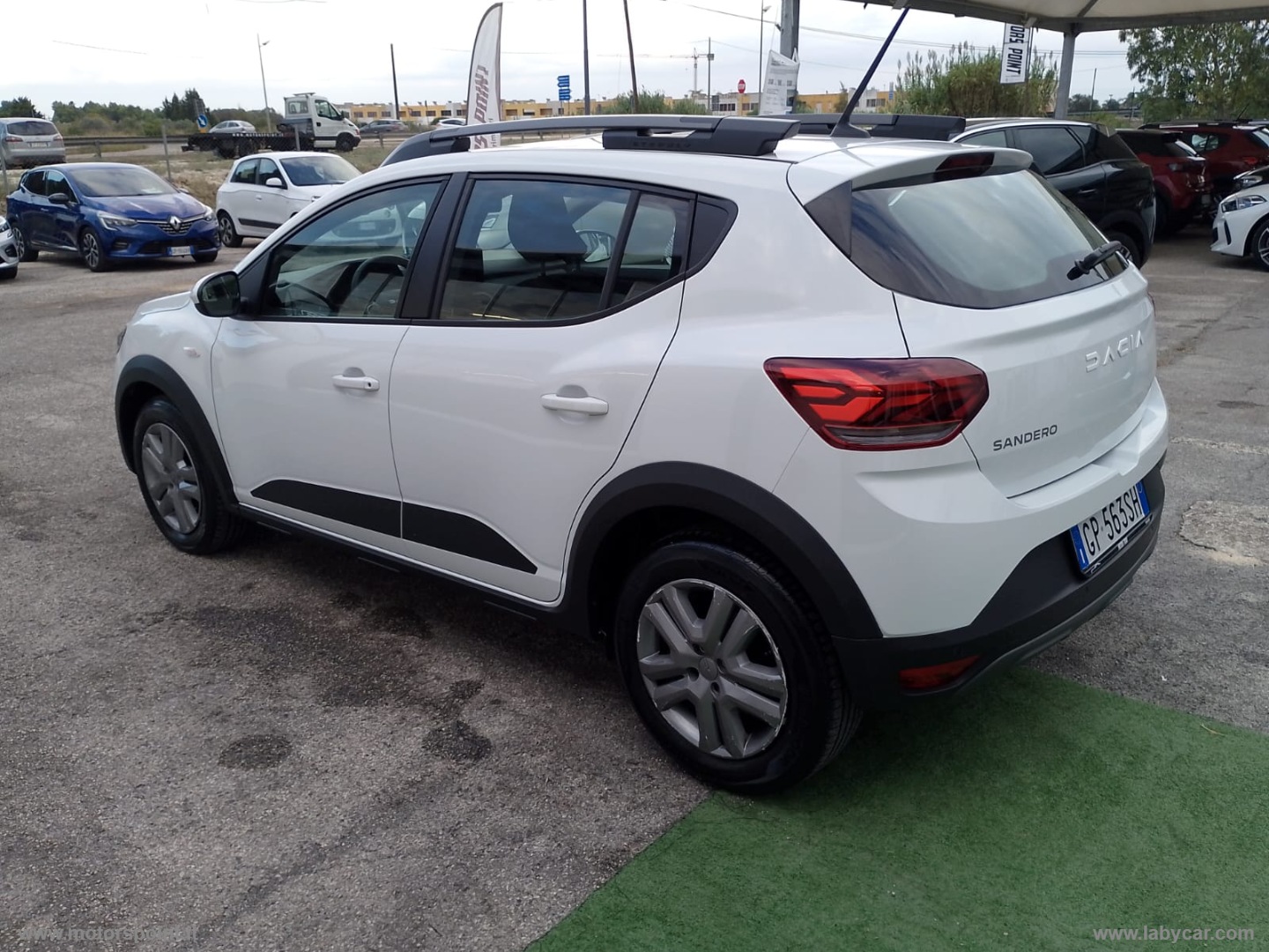 Sandero Stepway 1.0 TCe ECO-G Expression SOLO 20.000 KM - immagine 6