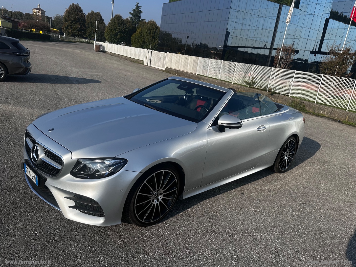 E 220 d Auto Cabrio Premium Plus IVA ESPOSTA - immagine 6