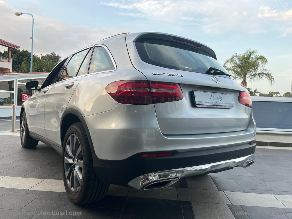 GLC 250 d 4Matic Exclusive - immagine 6
