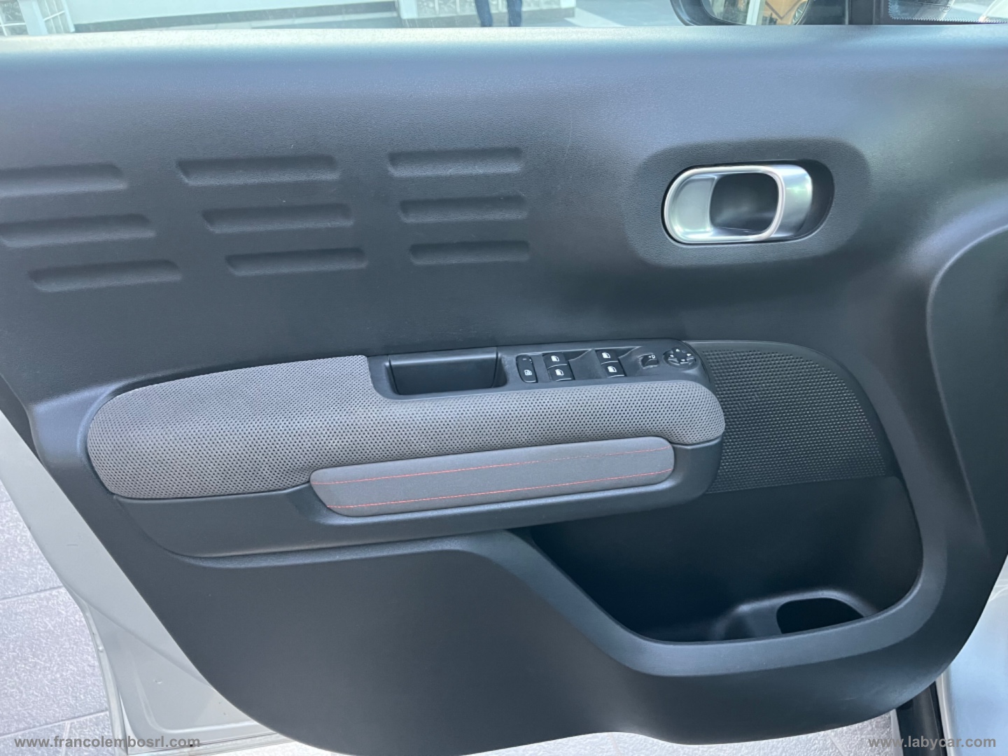 C3 Aircross BlueHDi 100 Shine - immagine 6