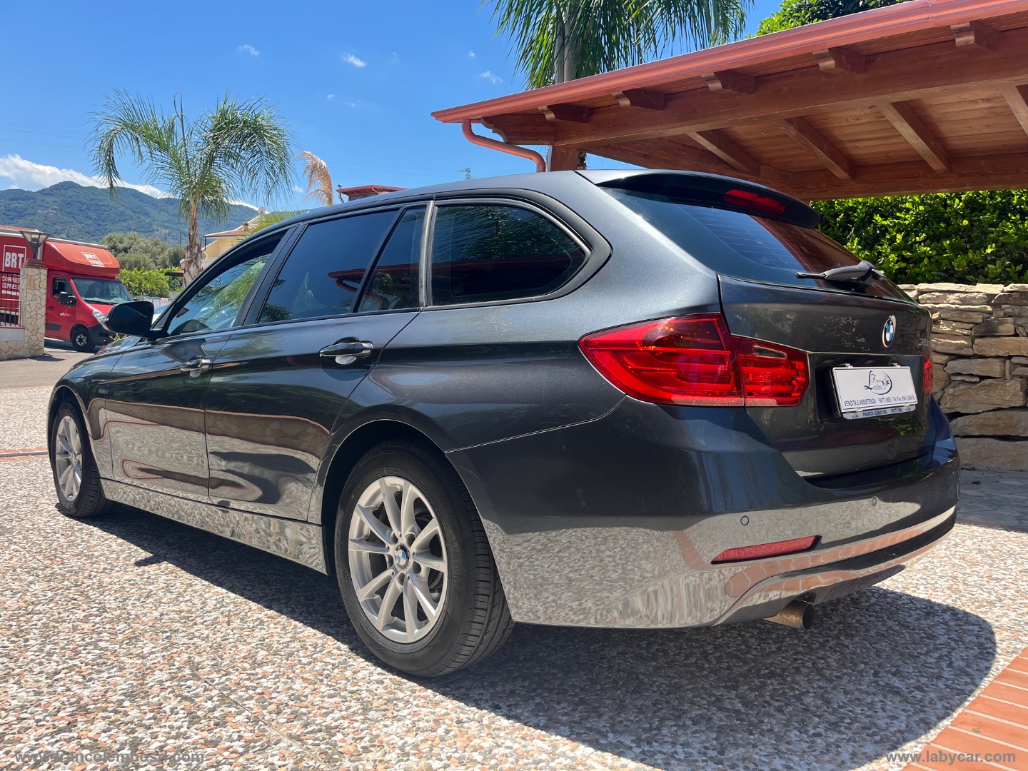 318d Touring - immagine 6