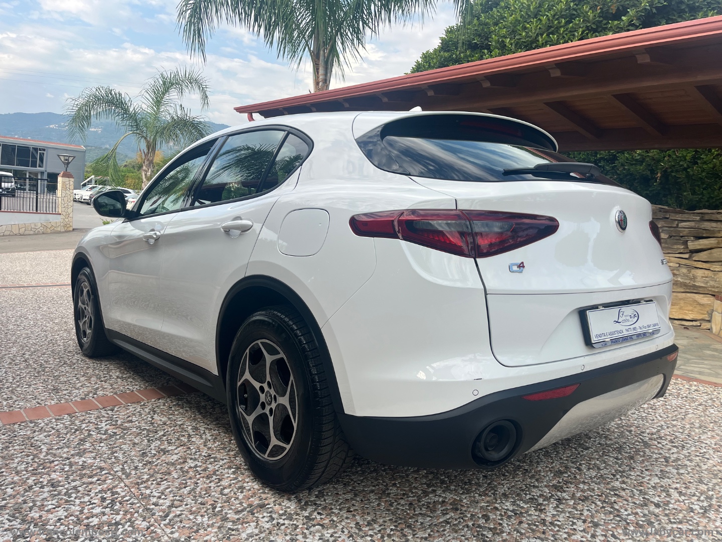 Stelvio 2.2 T.d. 190 CV AT8 Q4 Sup. Bus. - immagine 6
