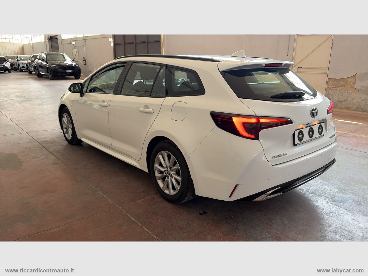 Corolla Active 1.8 Hybrid TS - immagine 6