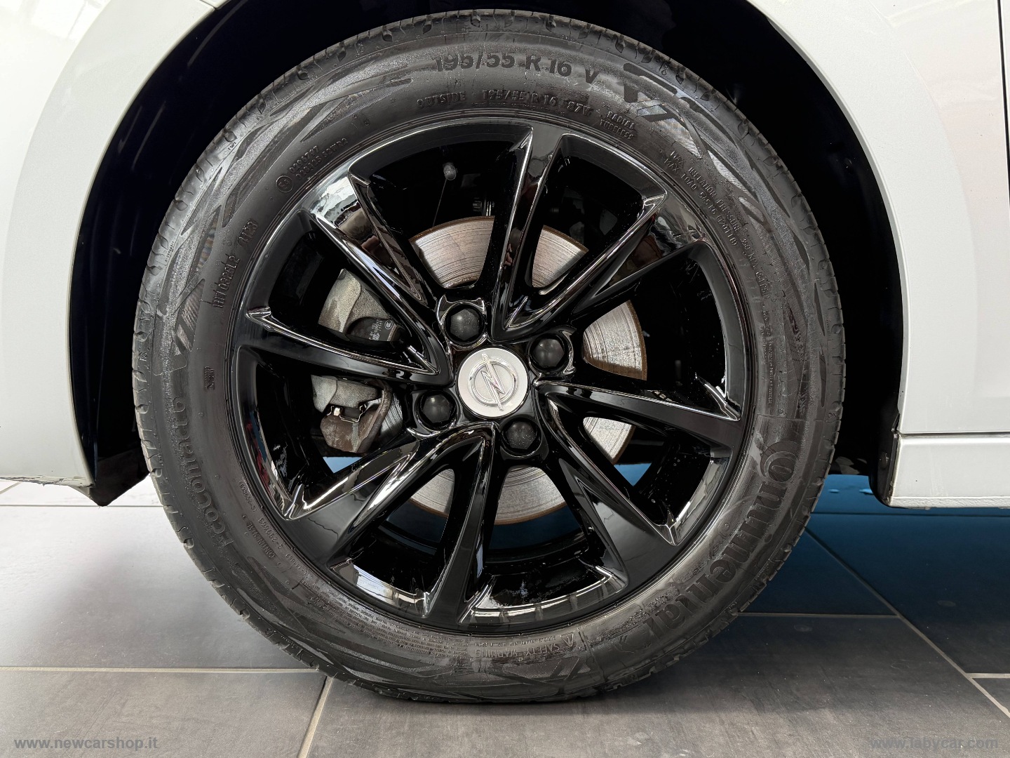 Corsa 1.2 100 CV aut. Elegance - immagine 6