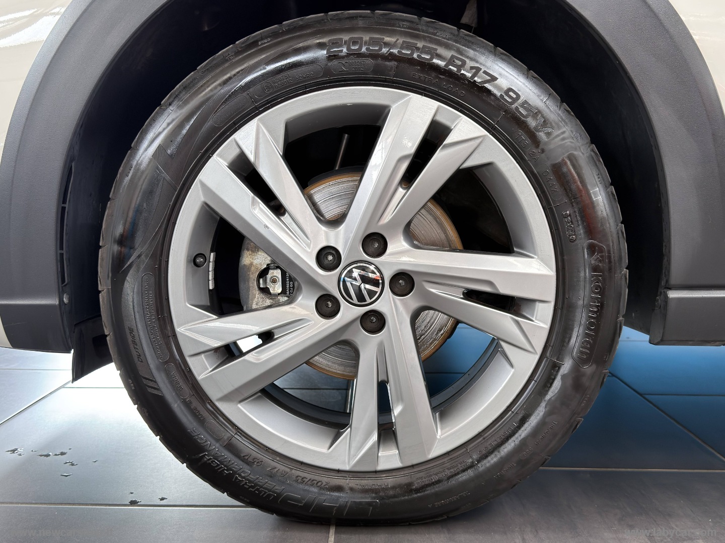 Taigo 1.0 TSI 110 CV DSG R-Line - immagine 6