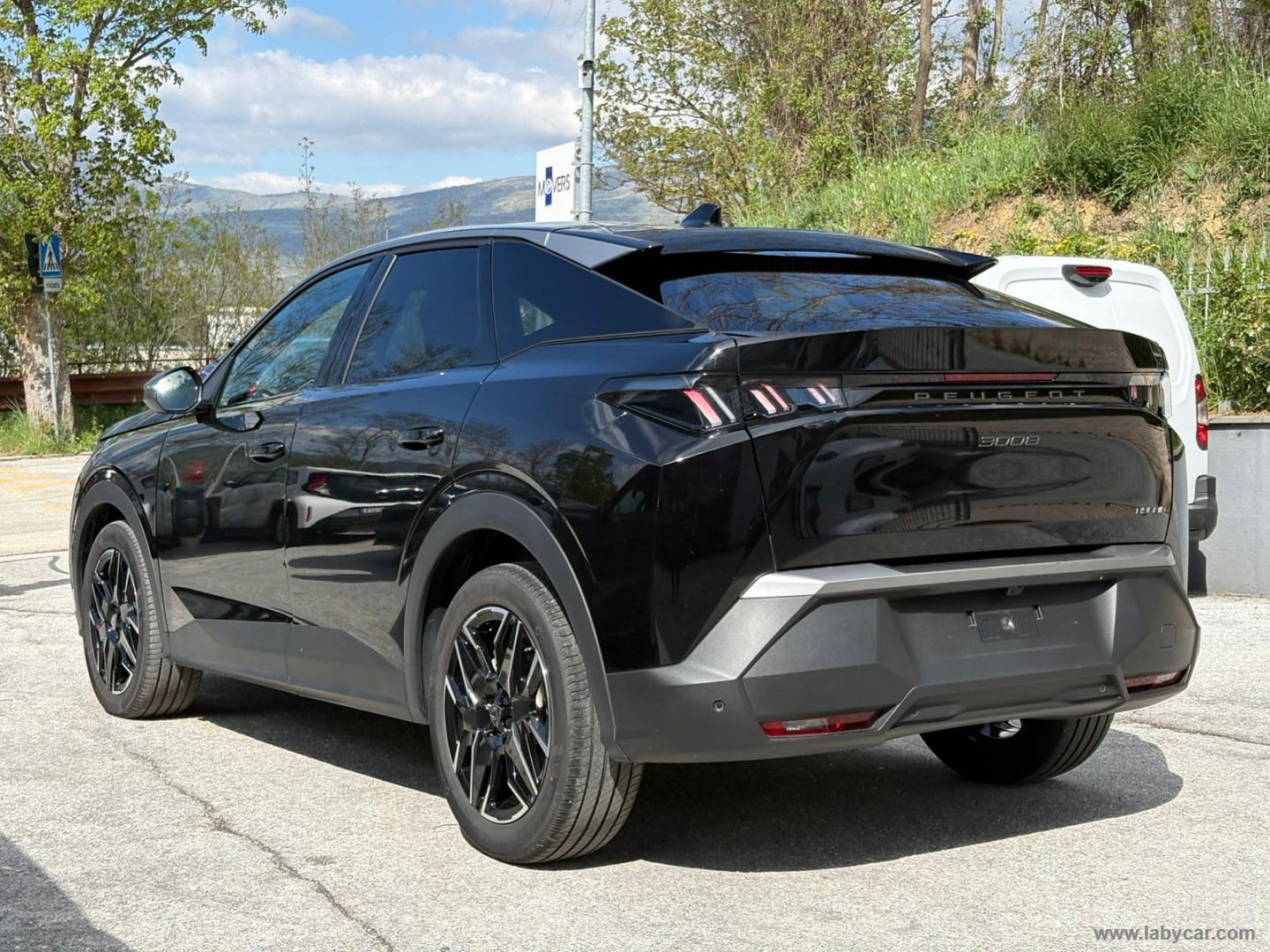 3008 Hybrid 136 e-DCS6 Allure - immagine 6