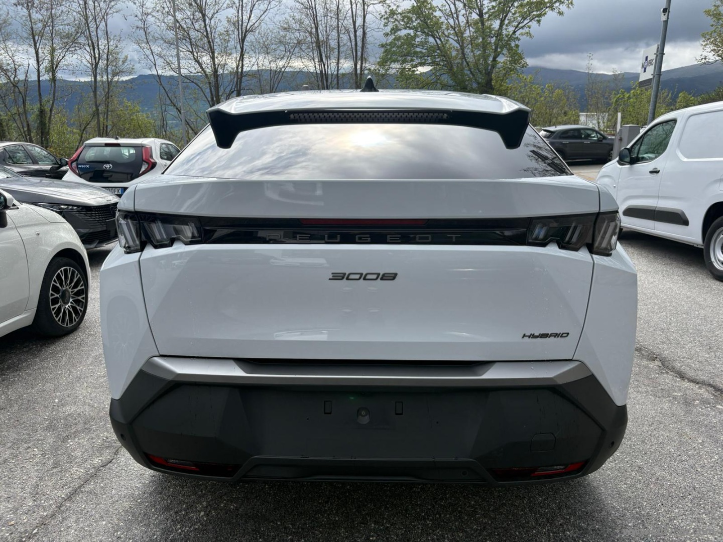 3008 Hybrid 136 e-DCS6 Allure - immagine 6