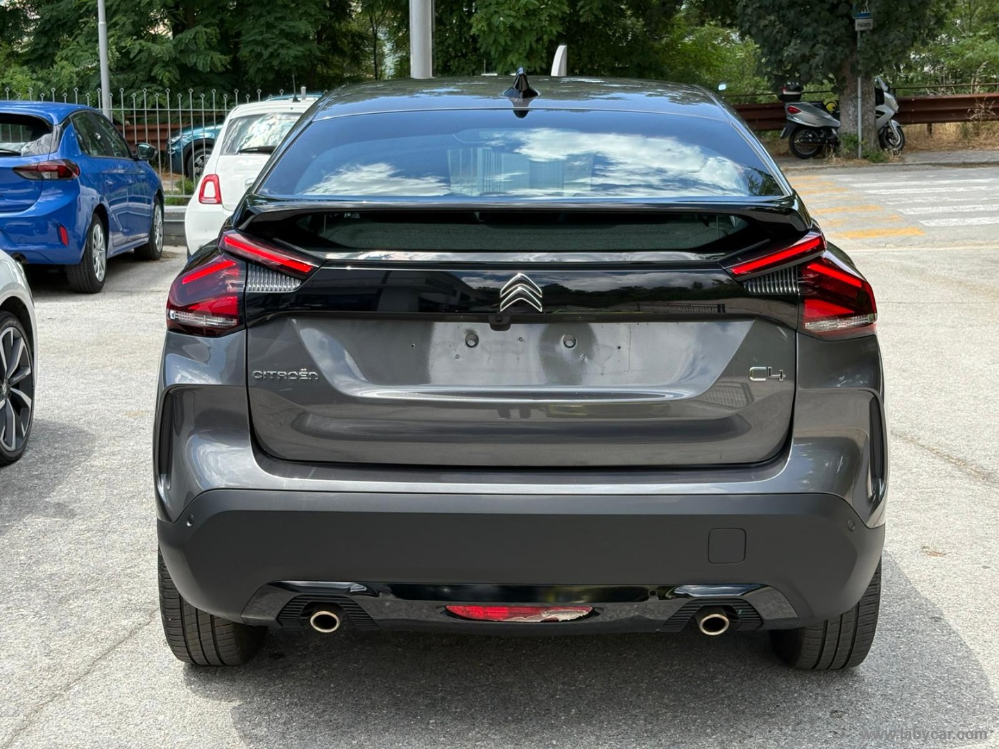 Citroën C4 Hybrid 136 e-DCS6 Plus - Immagine 6