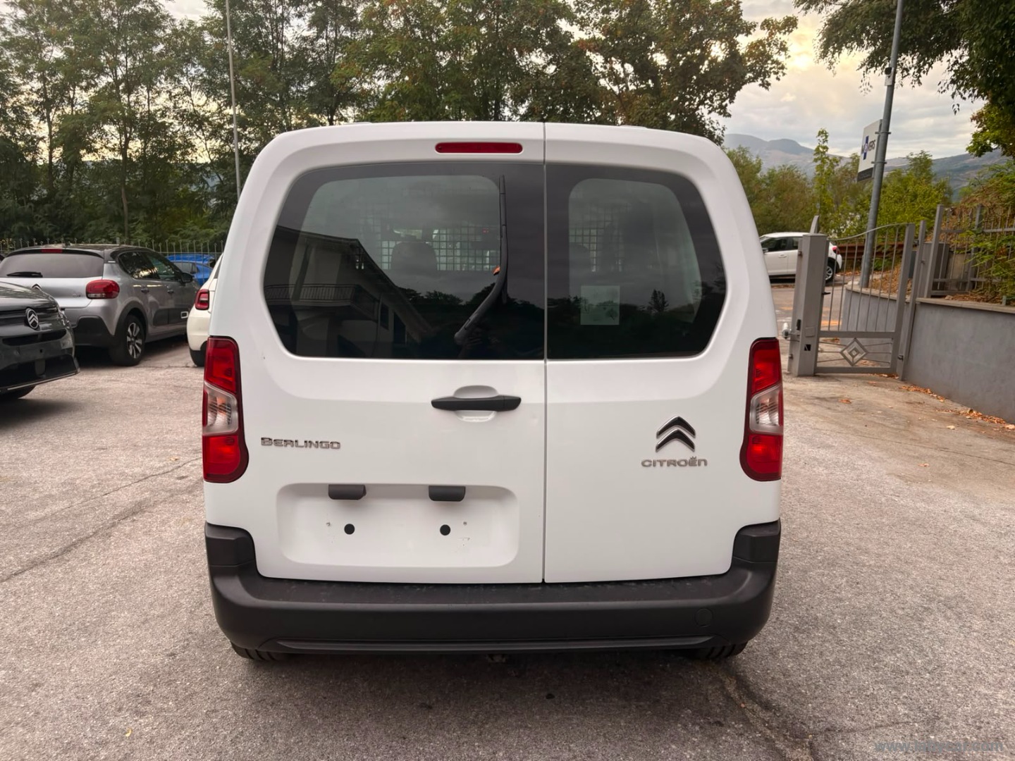 Citroën BERLINGO BlueHDi 100 S&S Combi Live - Immagine 6