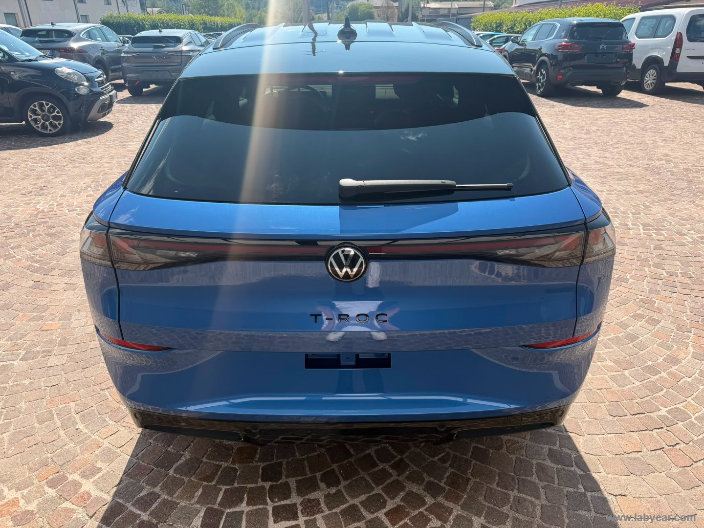 Volkswagen T-Roc 1.5 eTSI ACT 150 CV DSG R-Line - Immagine 6