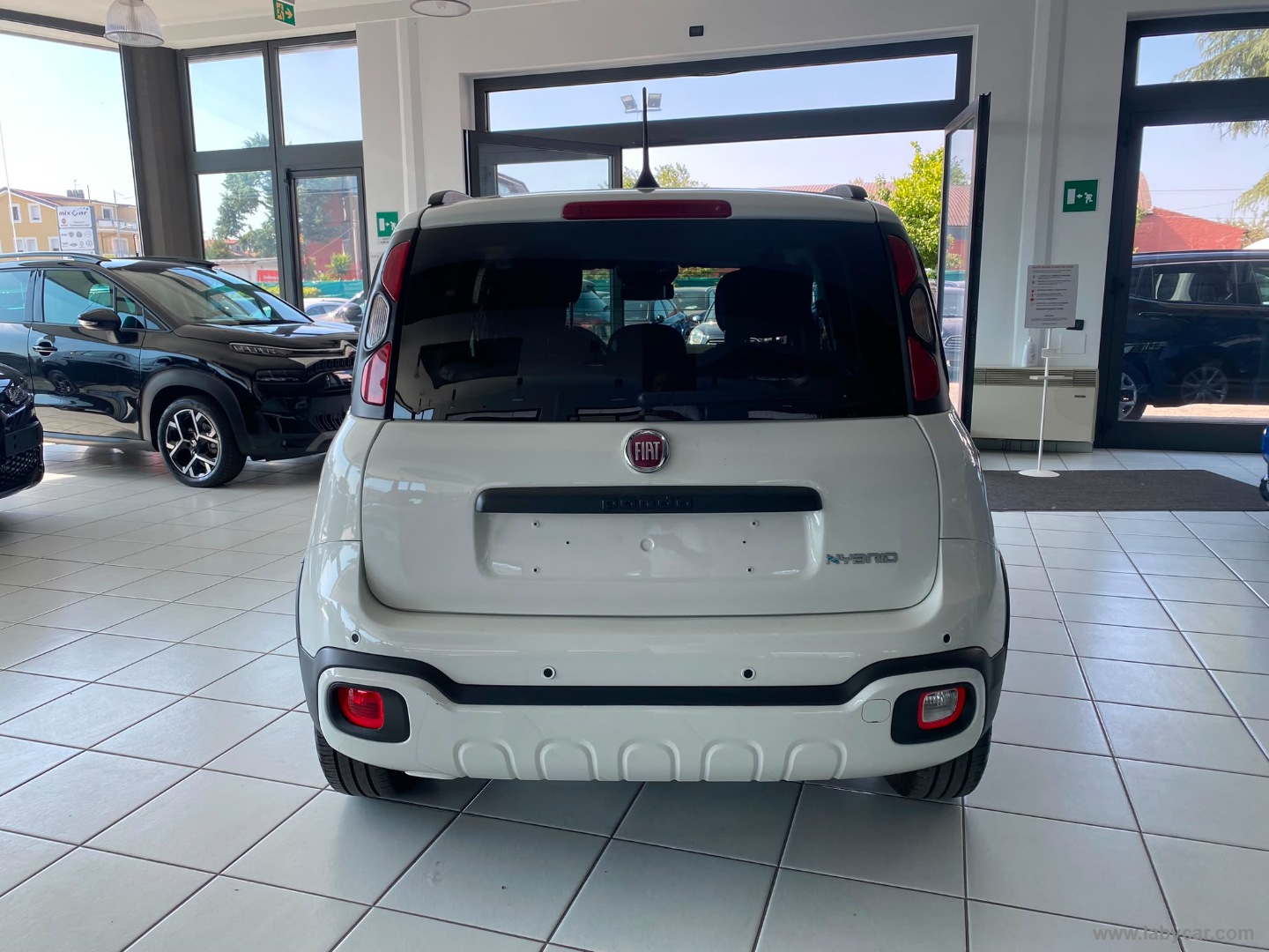 Fiat Panda 1.0 FireFly S&S Hybrid Pandina - Immagine 6