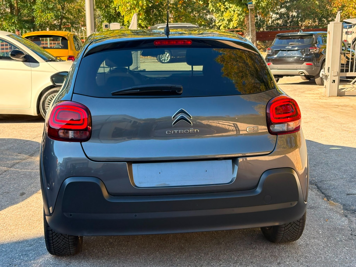 Citroën C3 PureTech 110 S&S Shine - Immagine 6