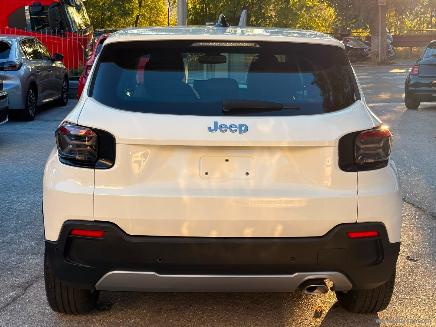Jeep Avenger 1.2 Turbo Altitude - Immagine 6