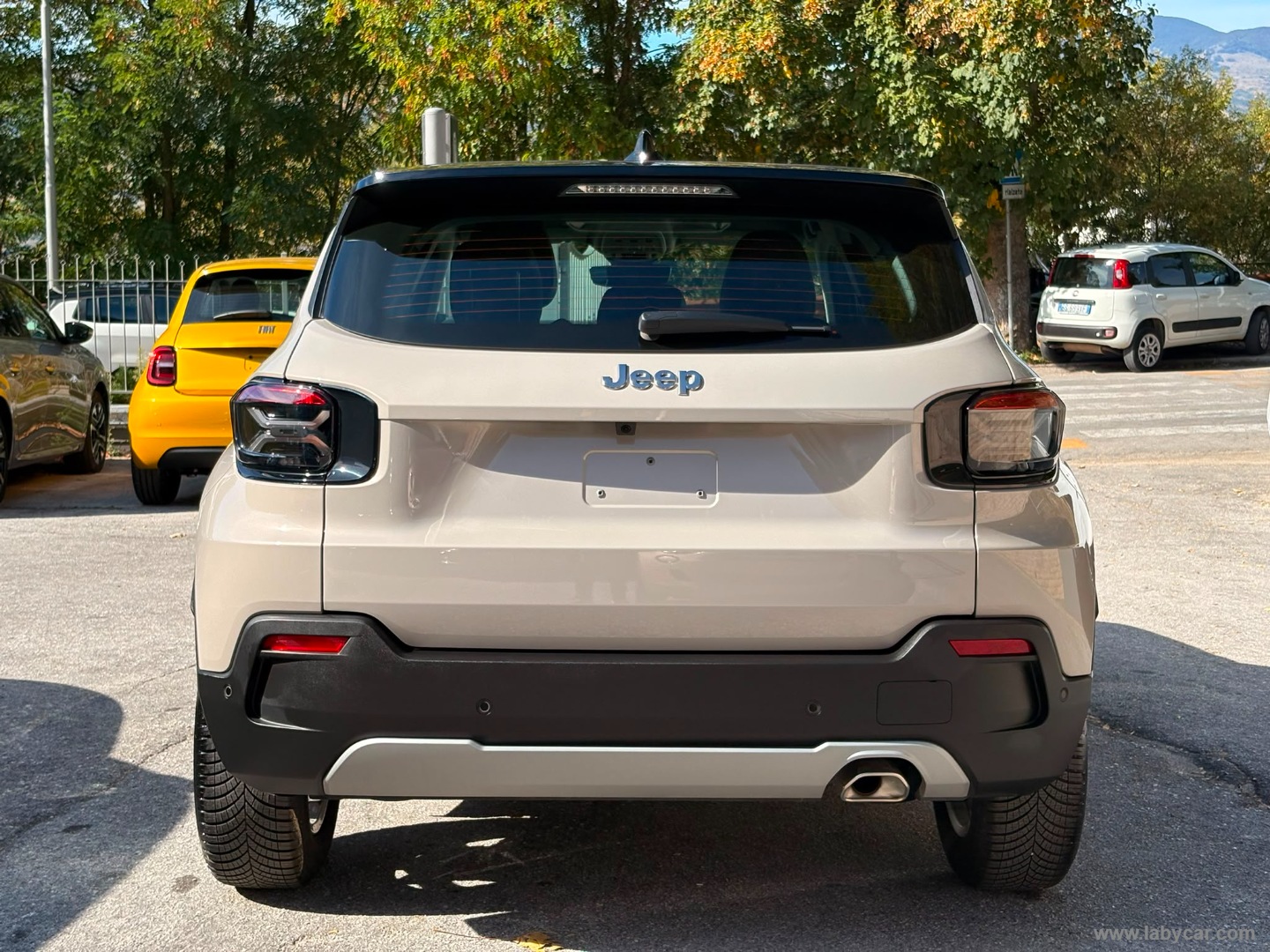 Jeep Avenger 1.2 Turbo Altitude - Immagine 6