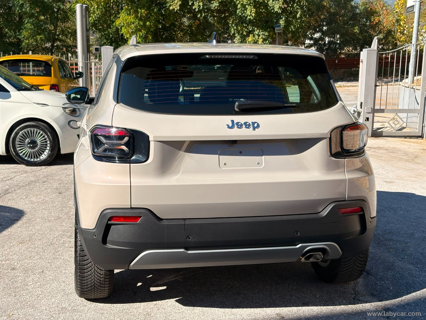 Jeep Avenger 1.2 Turbo Altitude - Immagine 6