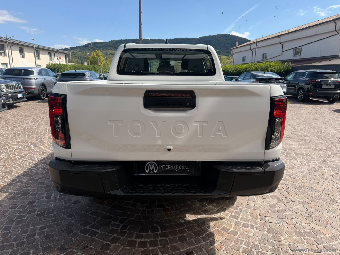 Toyota Hilux 2.8 D-4D 48V A/T 4WD DC Hilux - Immagine 6