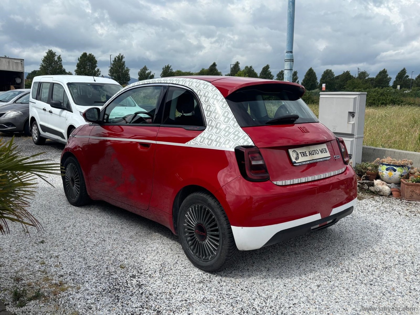 500 Red Berlina 23,65 kWh - immagine 6