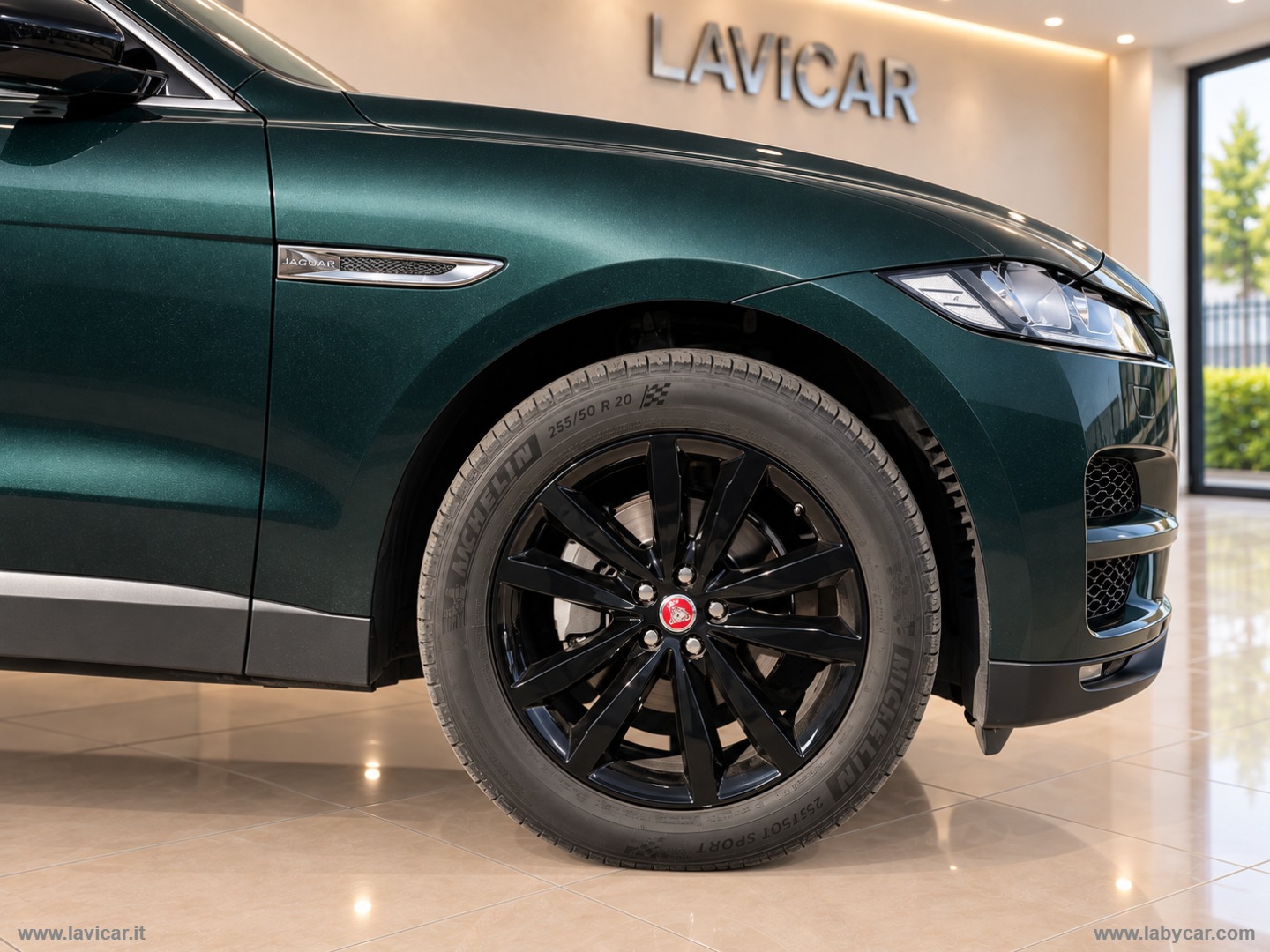 F-Pace 2.0 D 180 CV AWD aut. R-Sport - immagine 6