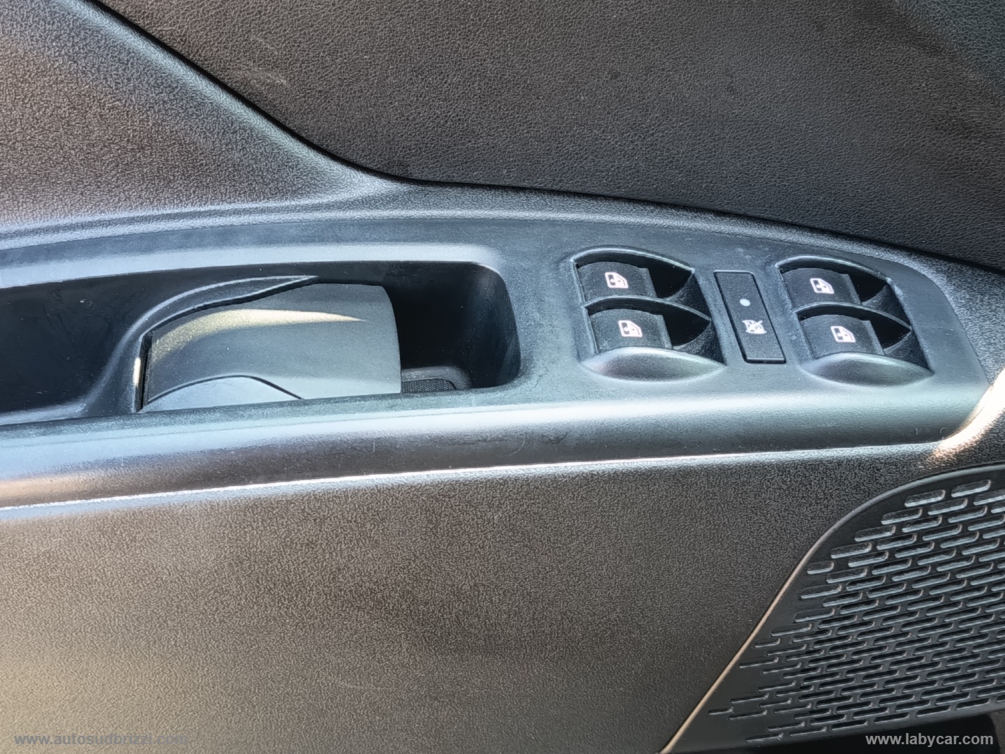 Doblò 1.6 MJT 105CV PC Combi N1 Lounge AUTOCARRO 5 POSTI - immagine 6