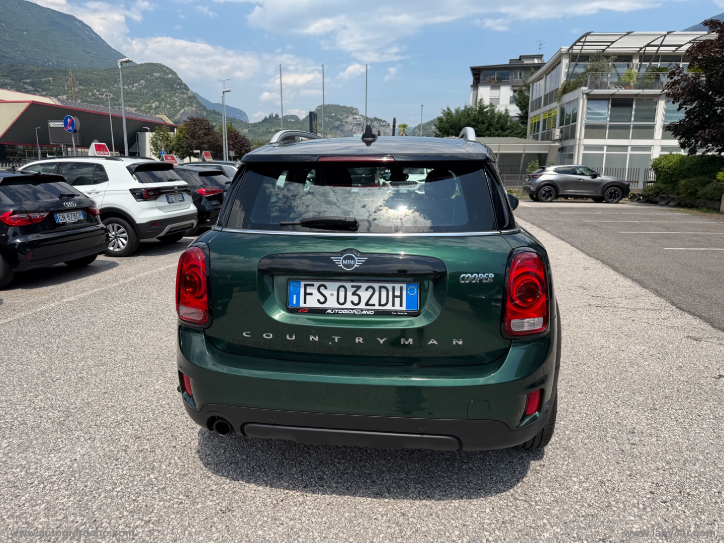 Mini Cooper Business Countryman Aut. 4X4 - immagine 6