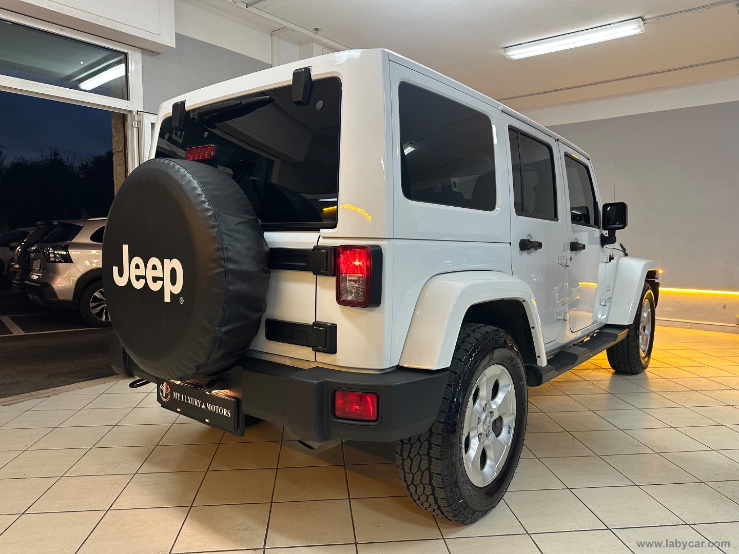 Wrangler Unlimited 2.8 CRD Sahara A. - immagine 6