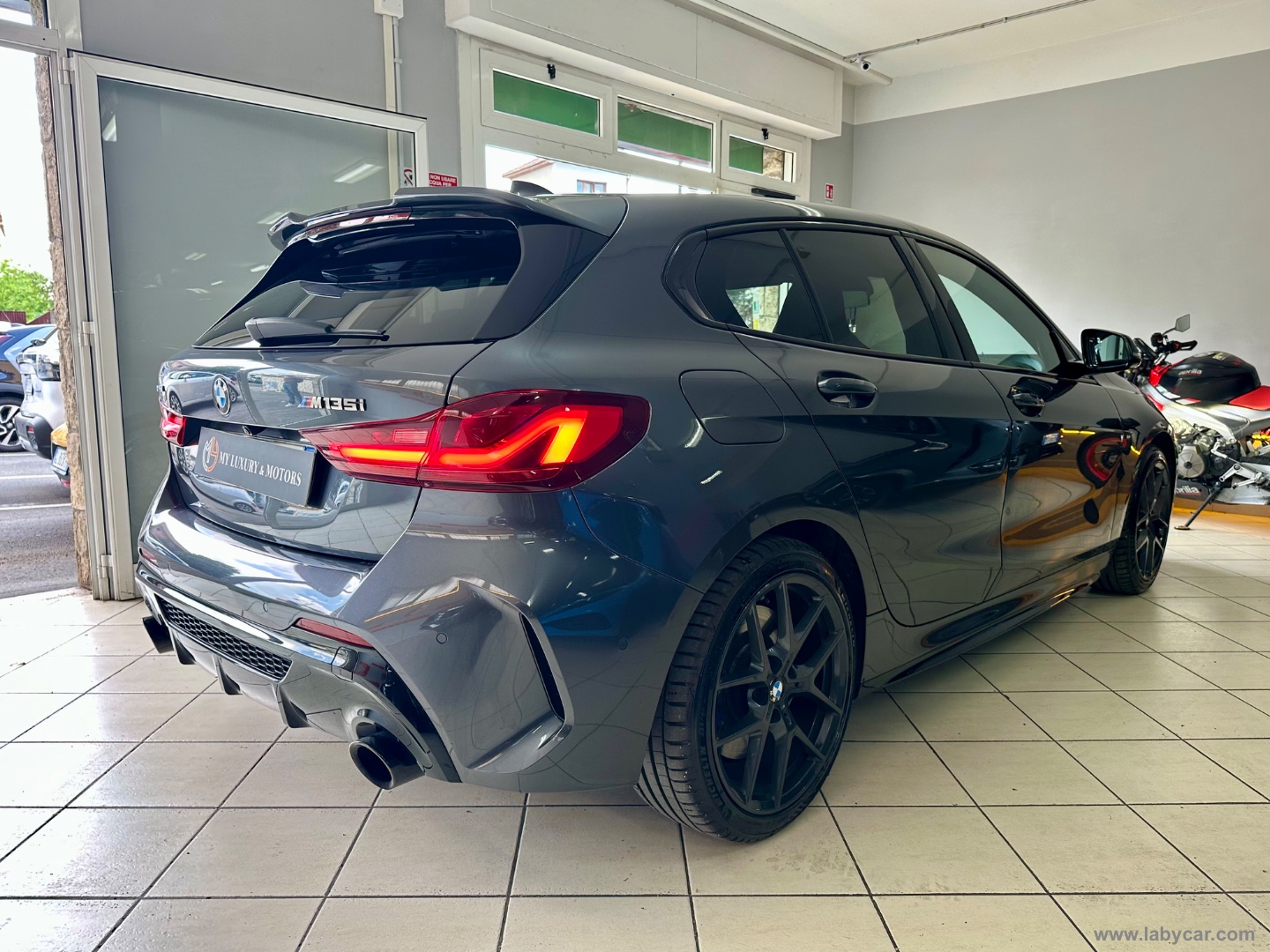 M 135i xDrive - immagine 6