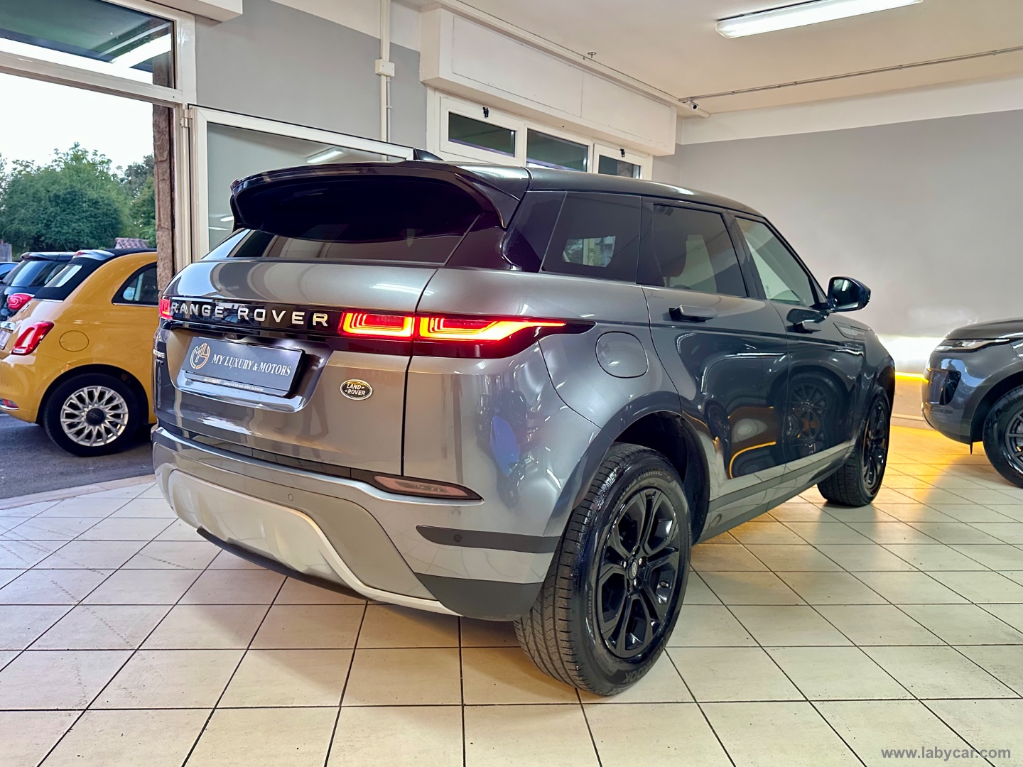 RR Evoque 2.0D L.Flw 150 AWD Auto S - immagine 6