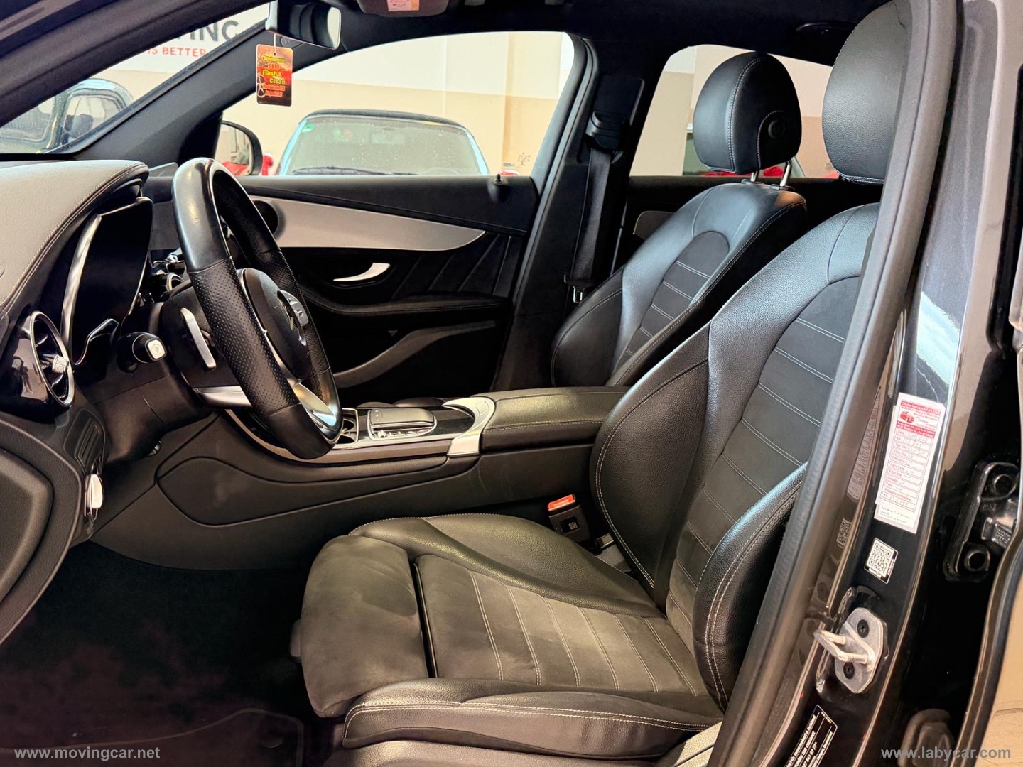 GLC 300 d 4Matic Coupé Executive - immagine 6