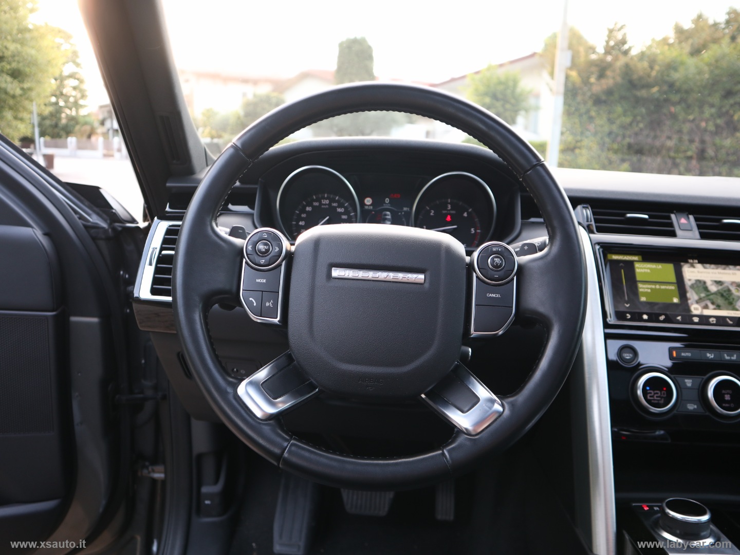 Discovery 3.0 TD6 249 CV HSE Luxury 7 POSTI - immagine 6