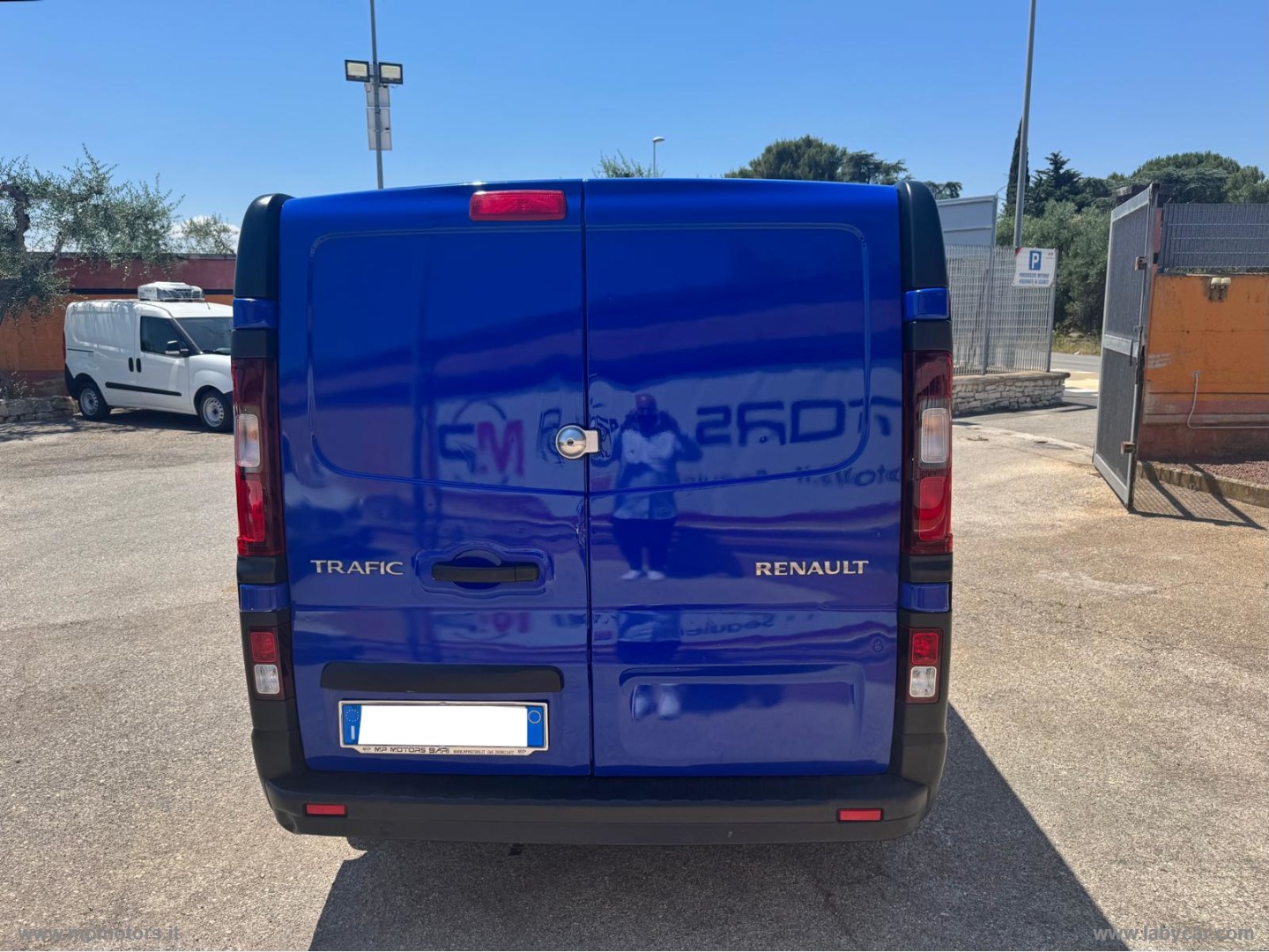 TRAFIC L2 H1 2.0 dCi 110CV - immagine 6