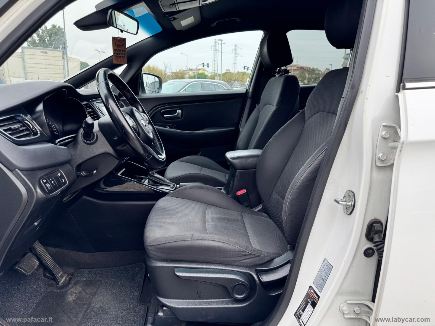 Carens 1.7 CRDi 136 CV Auto Class - immagine 6