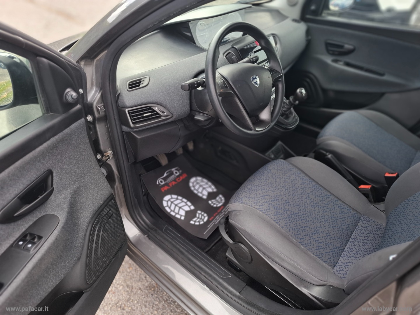 Ypsilon 1.0 FireFly 5p.S&S Hybrid Silver - immagine 6