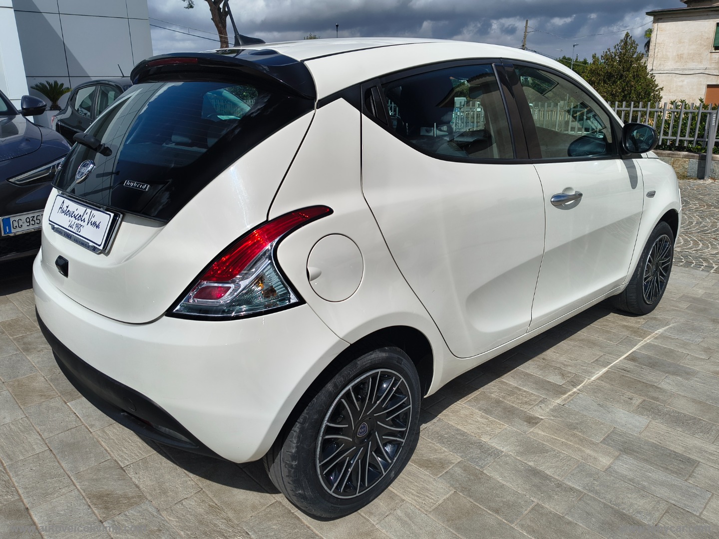 Ypsilon 1.0 FireFly 5p.S&S Hybryd Gold - immagine 6
