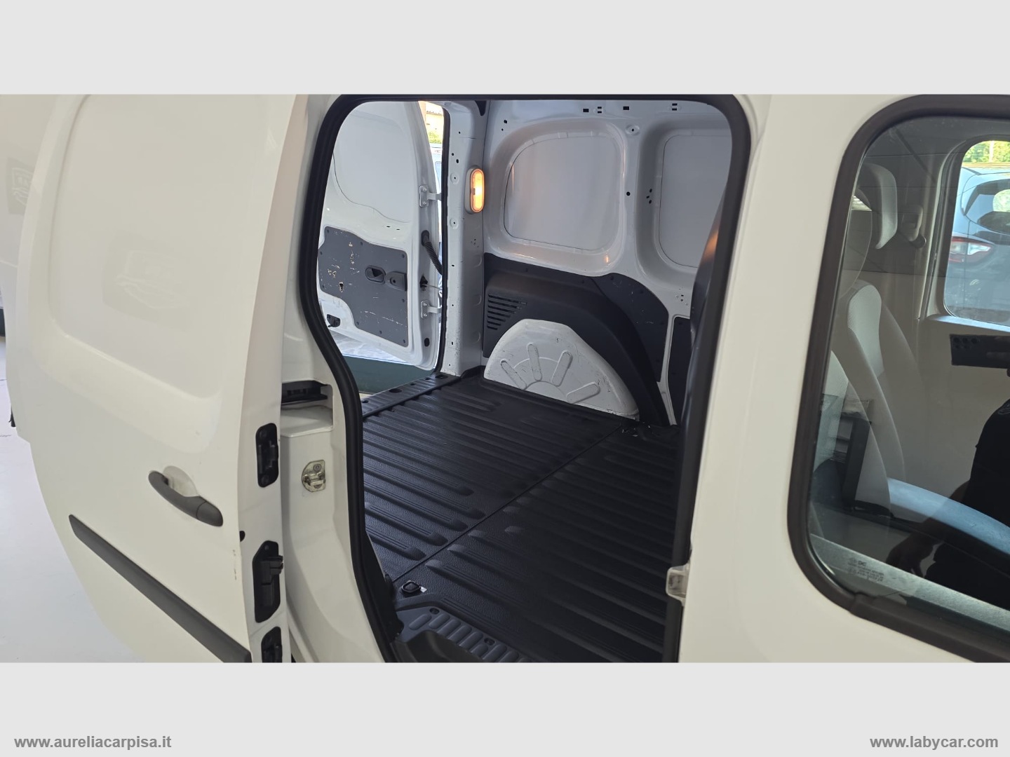 Kangoo 1.5dCi 110 Express Ice - immagine 6