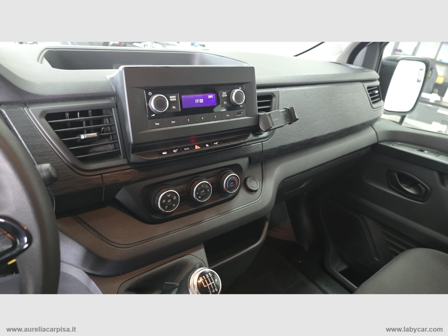 Trafic BluedCi 150CV PL-TN Intens - immagine 6