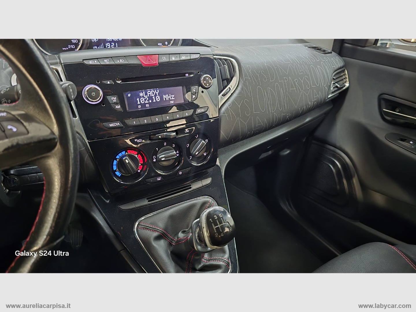 Ypsilon 1.2 69 CV 5p. GPL Ecochic Ele. - immagine 6